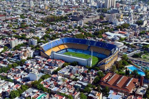 El F Tbol En Buenos Aires La Ciudad De Las Pasiones El Espectador