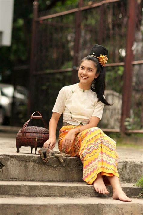 Myanmar Traditional Dress History Facts Of Myanmar National Costume