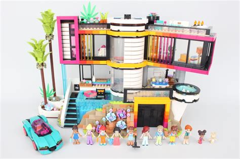 Taking The Friends Out Of Lego Friends 42639 Andreas Modern Mansion