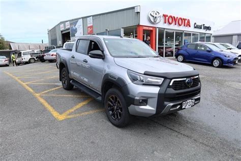 2022 Toyota Hilux Sr5 Cruiser 28dt 6at 2wd Dcw4d On Handshake