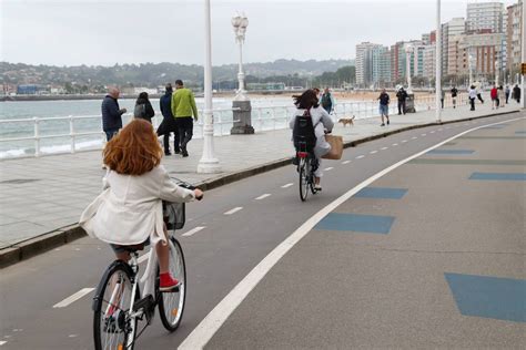 Fotos Así se ve el cascayu en el Muro de Gijón El Comercio