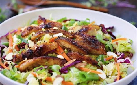 Paleo Asian Chicken Cabbage Salad Whole30