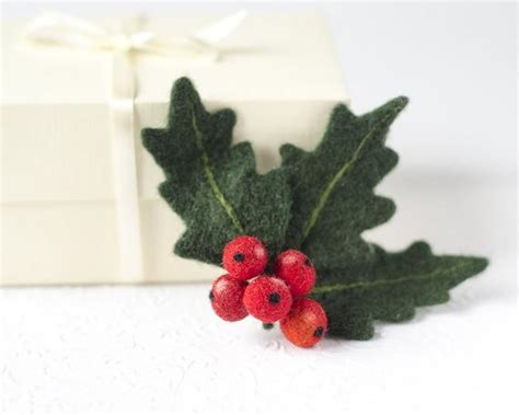 Christmas Mistletoe Brooch Mistletoe Jewelry Christmas Jewellery Gift