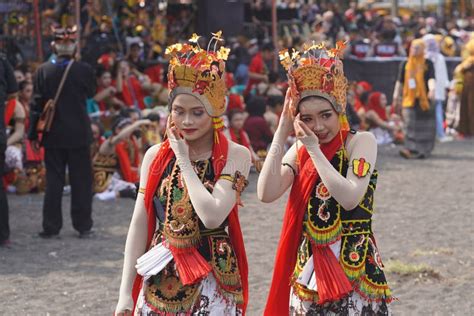 29 October 2022 The Gandrung Sewu Dancers Banyuwangi East Java