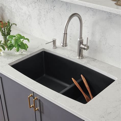 Blanco Performa Silgranit Undermount 33 In X 19 In Coal Black Granite