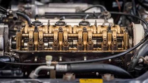 Symptoms of Valve Cover Gasket Leak: Causes and How to Fix ? – Rx Mechanic