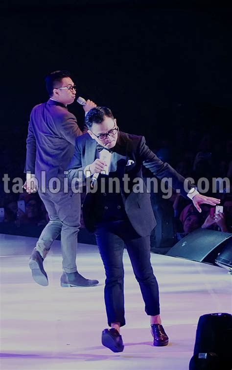 Kemeriahan Konser Kahitna 30 Years Anniversary Love Festival