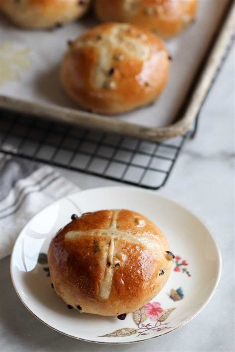 Eggless Hot Cross Buns Jehan Can Cook