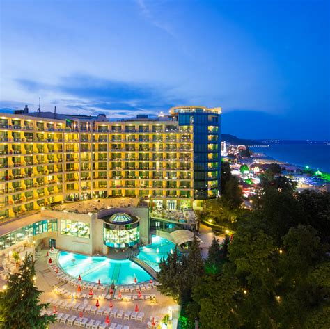 Marina Grand Beach - Hotel by the beach in Golden Sands