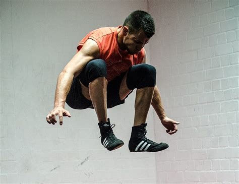 Try Out This 2-Exercise Routine for an Explosive Vertical Jump