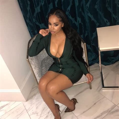 Phfame Nude And Sexy Fappening Photos The Fappening