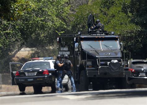 The Lapd Hollywood Police Station Works Closely With Residents To Maintain Security And Peace In The Historic District 11
