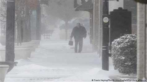 Una De Las Peores Tormentas Invernales Castiga Estados Unidos El