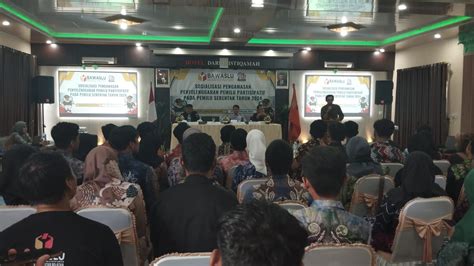 Bawaslu Hst Ajak Pelajar Dan Mahasiswa Berpartisipasi Sukseskan Pemilu