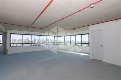 Sala Comercial Na Avenida Pl Nio Brasil Milano Auxiliadora Em Porto