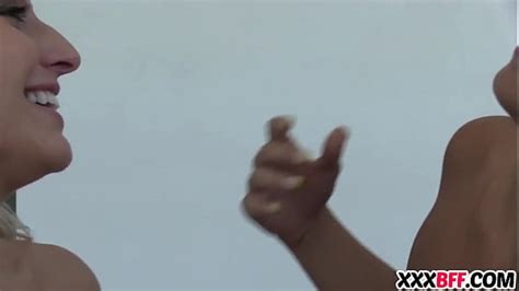 Lesbian Best Friends Search Xnxx