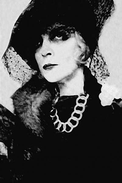 The Magnificent Marchesa Luisa Casati Portrait Man Ray