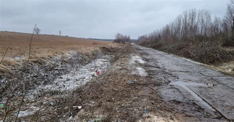 Kazimierz Biskupi Rozpocz Si Remont Drogi B Dzie Nowa Nawierzchnia