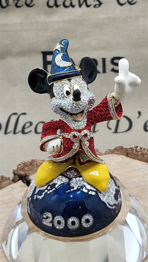 Swarovski Walt Disney Mickey Mouse 2000 Millenium Limited Edition