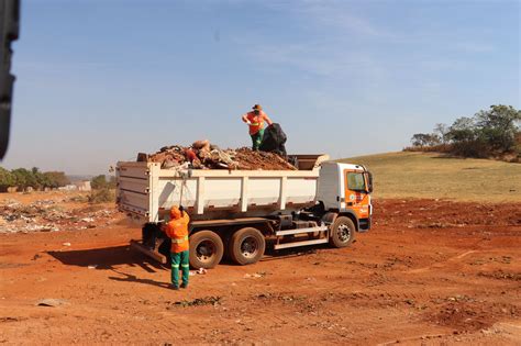 45 mil toneladas de entulhos são recolhidos por mês em Goiânia