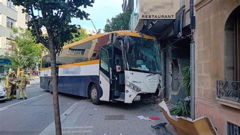 Crisis En Monbus La Falta De Formación Laboral Detonante De Otro Accidente En Molins De Rei