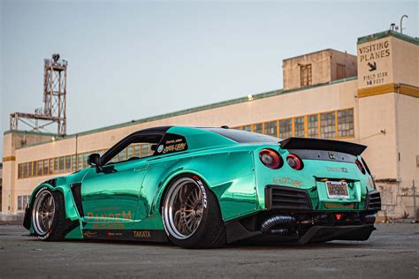 Split Personality Rocket Bunny Nissan Gt R 詳細ページ18161 イベント・レースレポート