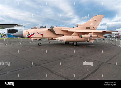 RAF Panavia Tornado GR4 in Gulf War desert pink special colour scheme ...