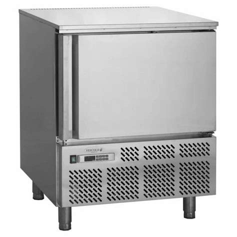 Stainless Steel Single Door Blast Freezer Electric Manual Defrost At