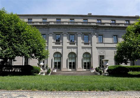 Frick Collection Adds Four Members to Board of Trustees