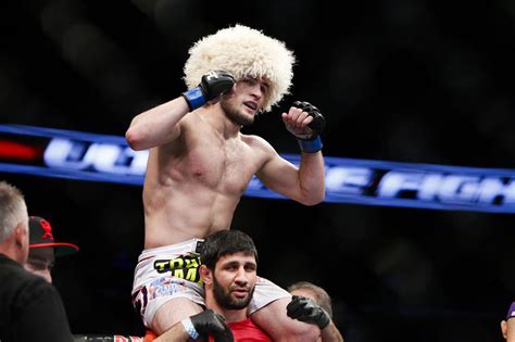 Khabib Nurmagomedovs Nutritionist Gives Us An Update On His Weight