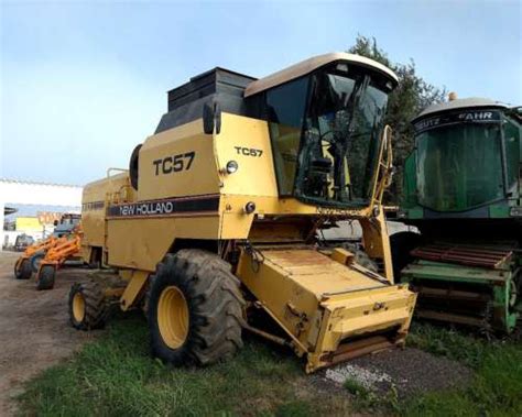 New Holland TC 57 Año 2001 Agroads