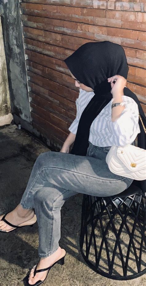 Pin Di Model Orang Cantik Gambar Potret Diri