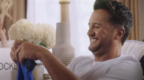 Why People Can T Stop Talking About Luke Bryan S Underwear Commercial