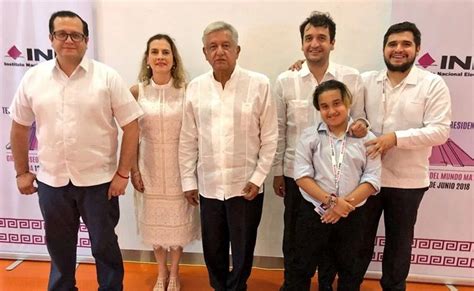 Quiénes son los hijos de AMLO y a qué se dedican