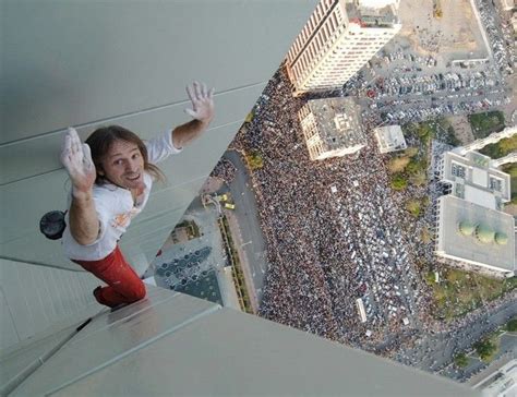 Alain Robert climbing Burj Khalifa (tallest building in the world ...