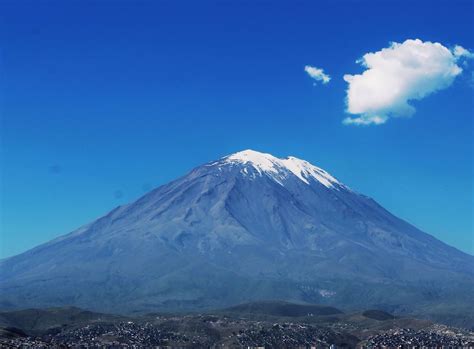 Volcan Misti Arequipa Peru Turismo Peru Lugares Turisticos Peru