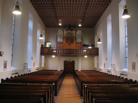 Images Gratuites : église, chapelle, lieu de culte, banc, Design d ...