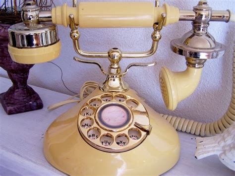 Vintage French Style Rotary Dial Victorian Princess Telephone