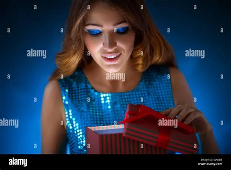 Emotions Surprise Hi Res Stock Photography And Images Alamy