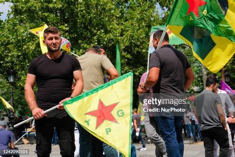 Flag Of The Ypg Photos and Premium High Res Pictures - Getty Images