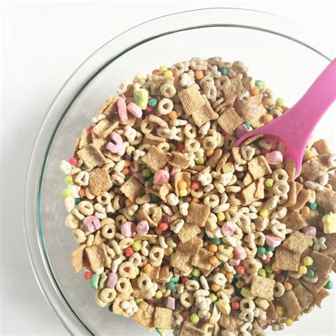 Simple Cereal Trail Mix Recipe Go Grow Go Trail Mix Recipes Trail Mix Recipes