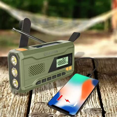 Radio Przeno Ne Na Korbk Solarne Powerbank Latarka Manta Dynamo