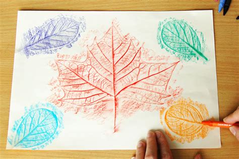 23 Easy Autumn Crafts for Preschoolers - OhMyClassroom.com