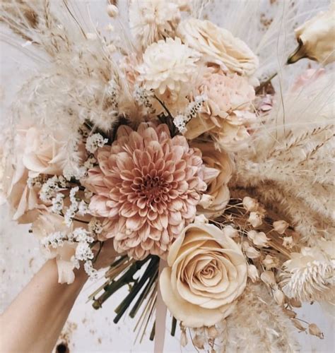 Trend Watch Nude Bouquet Inspo Wedding Bouquets Bridal Flowers