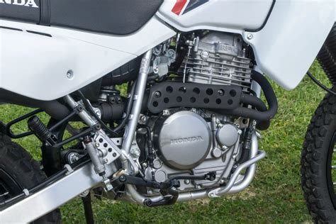 2023 Honda XR650L Review [30th Anniversary Retrospective]