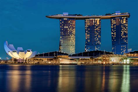 200 Singapore Backgrounds