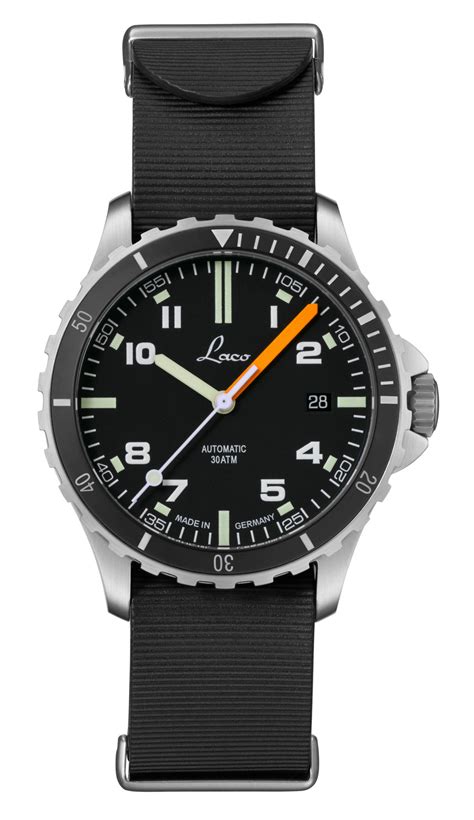 introducing  laco scorpion dive      compact mm