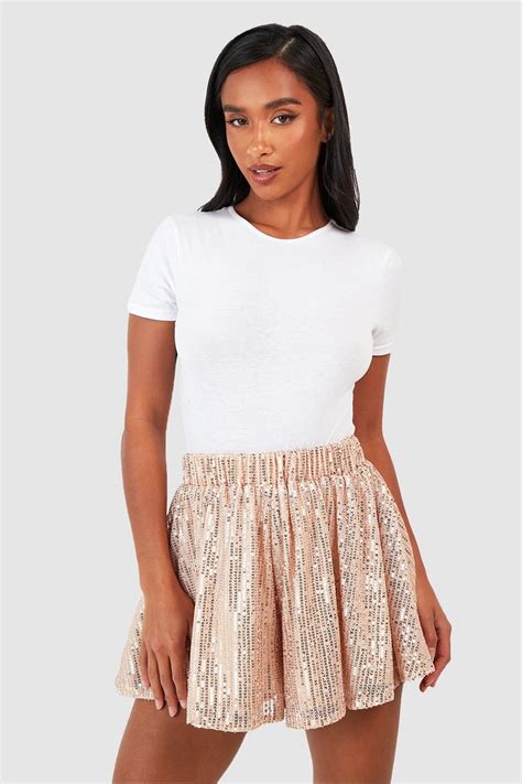 Petite Sequin Short Boohoo