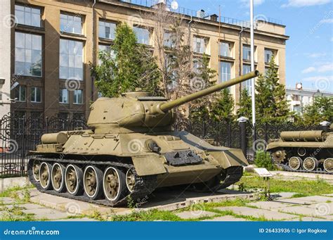 Tanque T Da Segunda Guerra Mundial Foto De Stock Imagem De Omsk