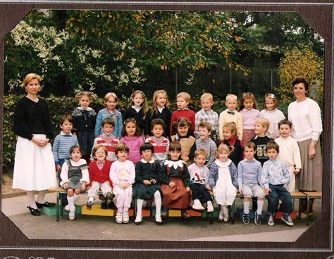 Photo de classe Moyenne section de maternelle Les Clématites de 1987